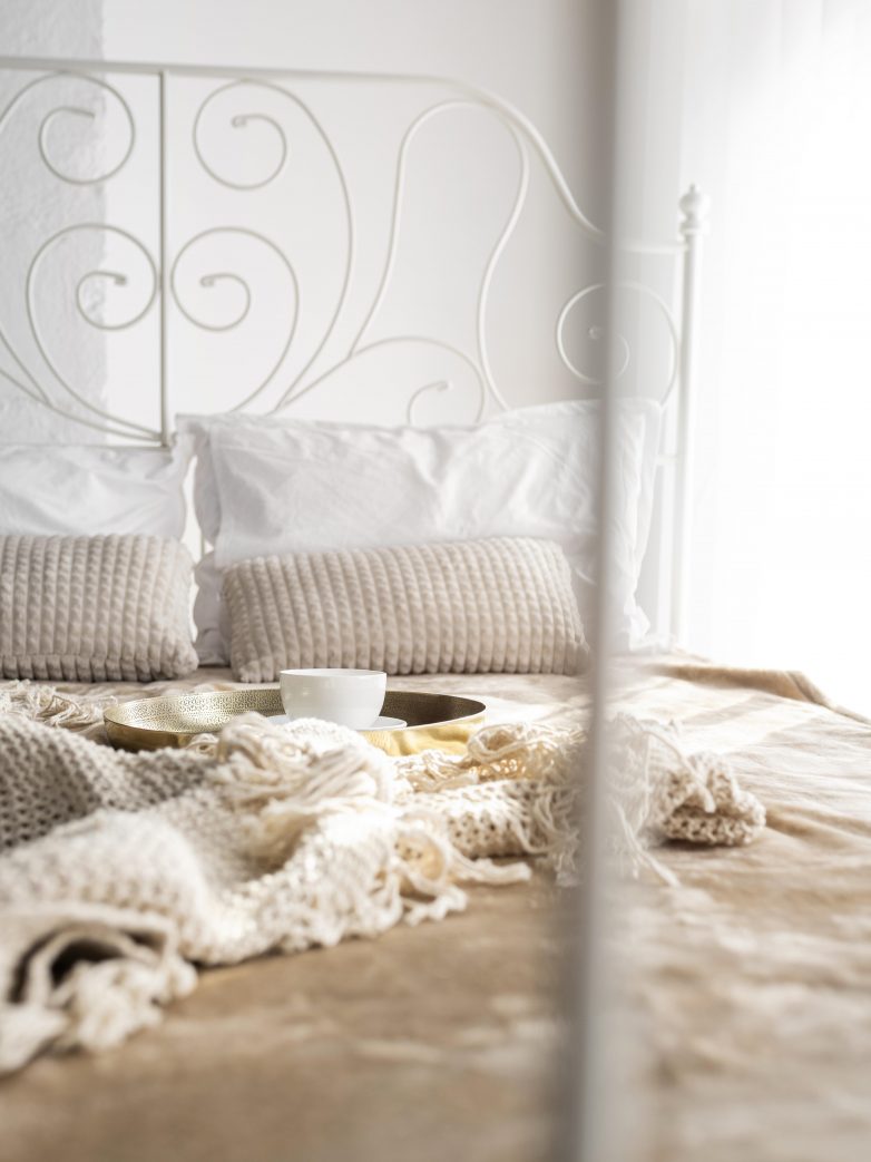 3 Feng Shui Bedroom Mistakes Sabotaging Your Sleep (And How to Fix Them Today)